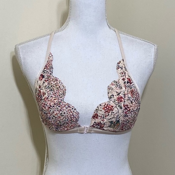 PINK Victoria's Secret Other - Victorias Secret Daisy Lace Lined Lightly Padded Bralette size Medium